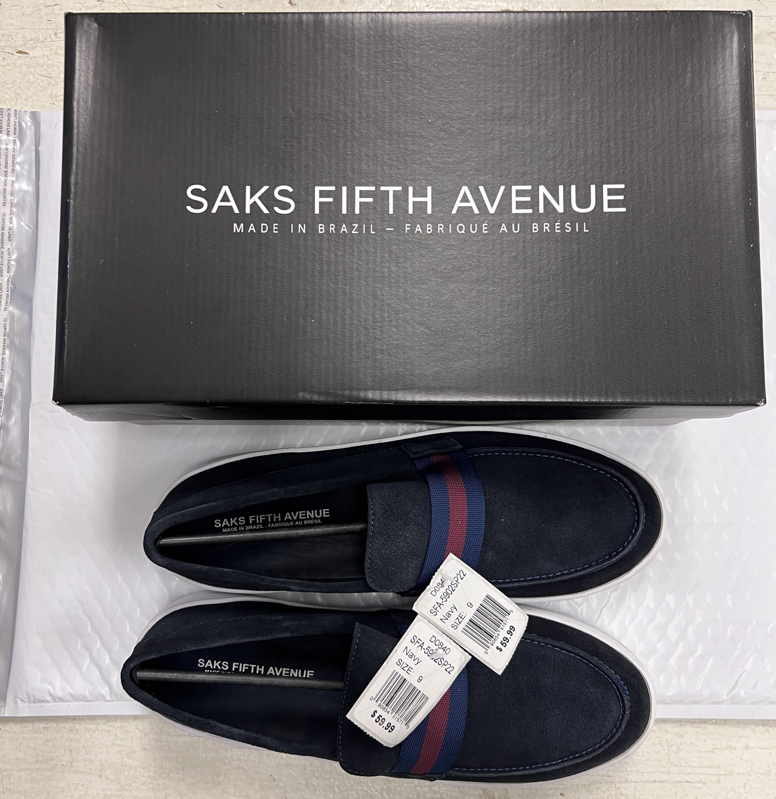Saks Fifth Avenue Mens Navy Slip on size 9