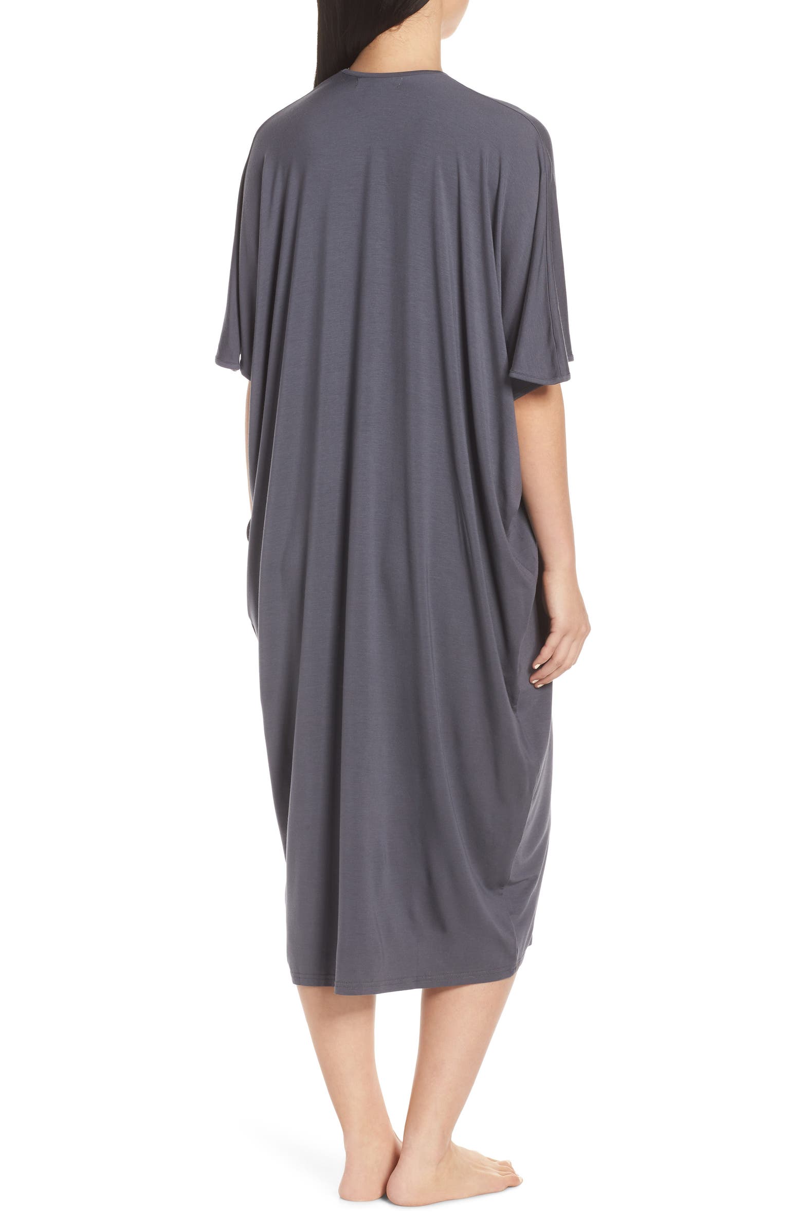 BAREFOOT DREAMS® Luxe Jersey Nightgown
