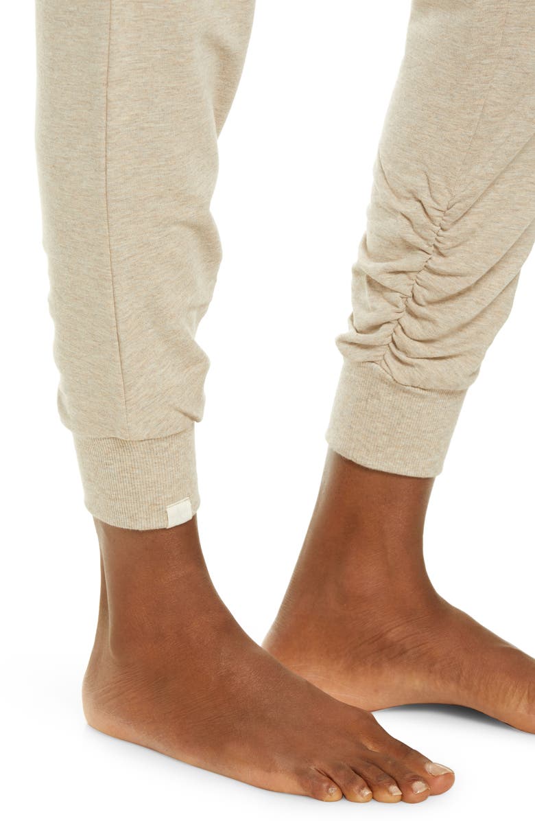 BAREFOOT DREAMS® Malibu Collection Luxe Lounge Joggers