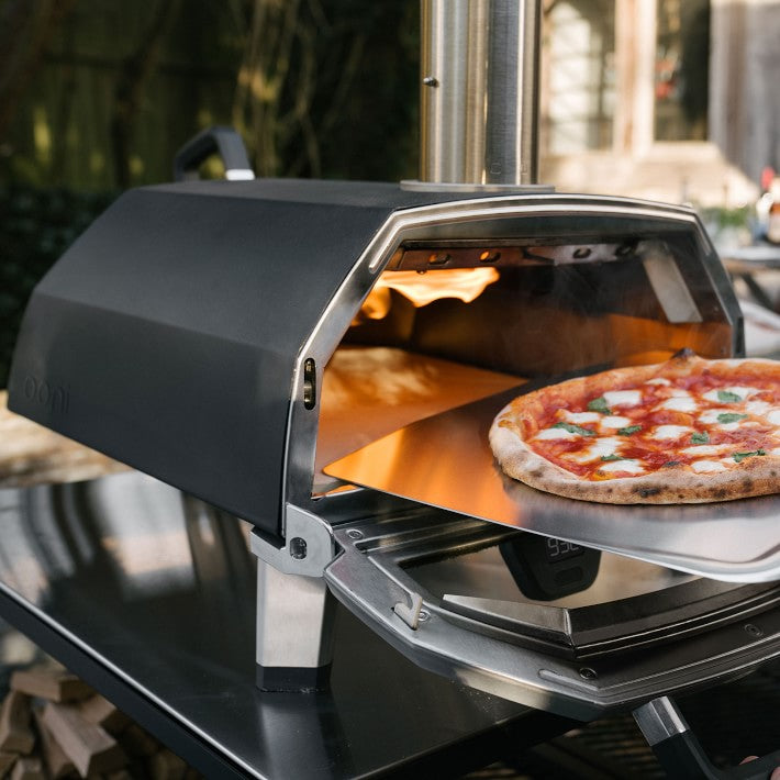 Ooni Karu 16 Pizza Oven