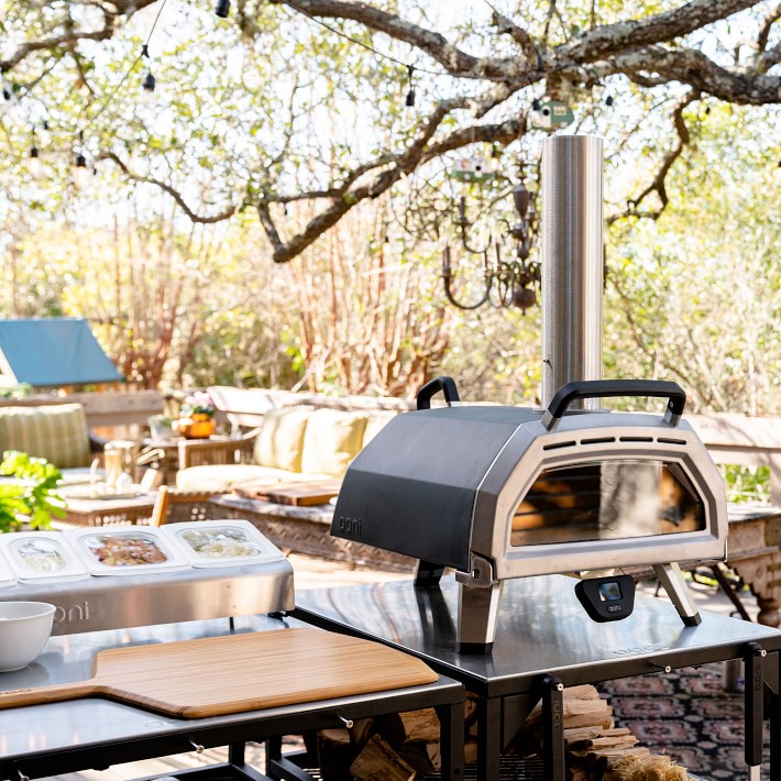 Ooni Karu 16 Pizza Oven