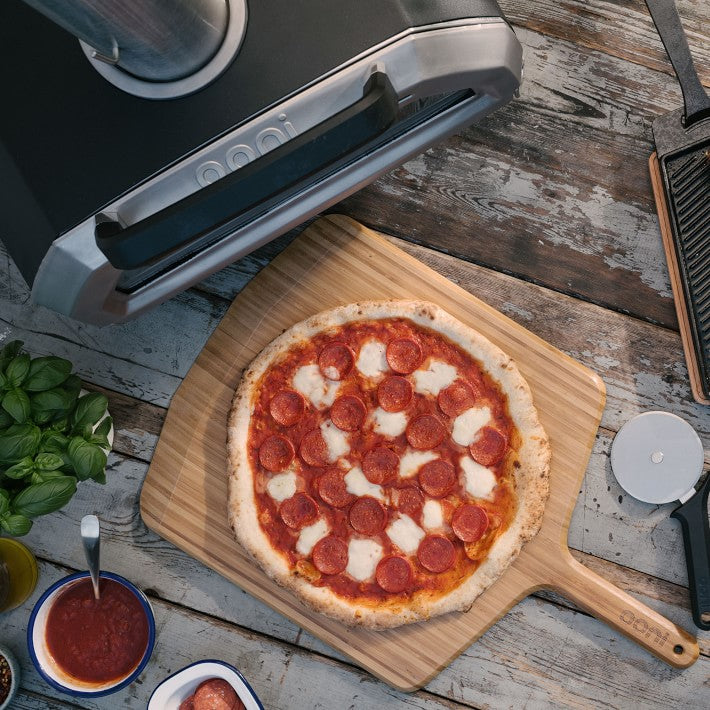 Ooni Karu 16 Pizza Oven
