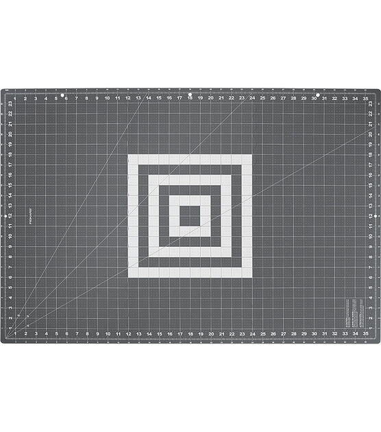 Fiskars 24''x36'' Self healing Folding Cutting Mat